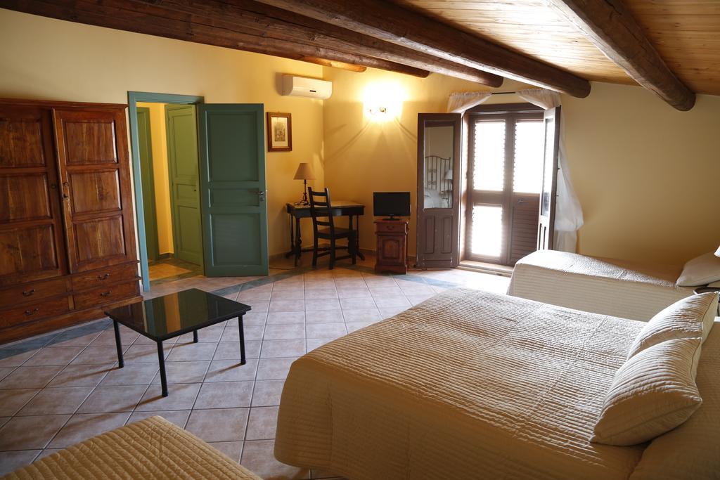 Albergo La Fontanella 노토 외부 사진